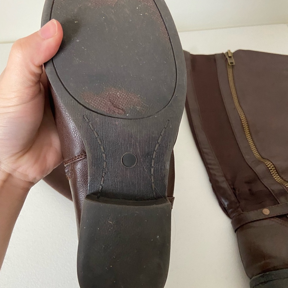 EUC | Women’s brown tall double zip strap buckle boots size 7 - Picture 5 of 8